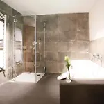 Beverly Hill Hotel 4*